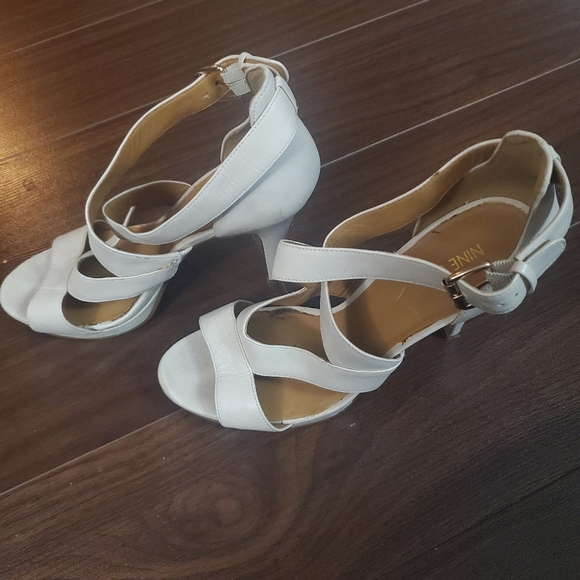 Nine West tan stiletto sandals - Picture 2 of 15